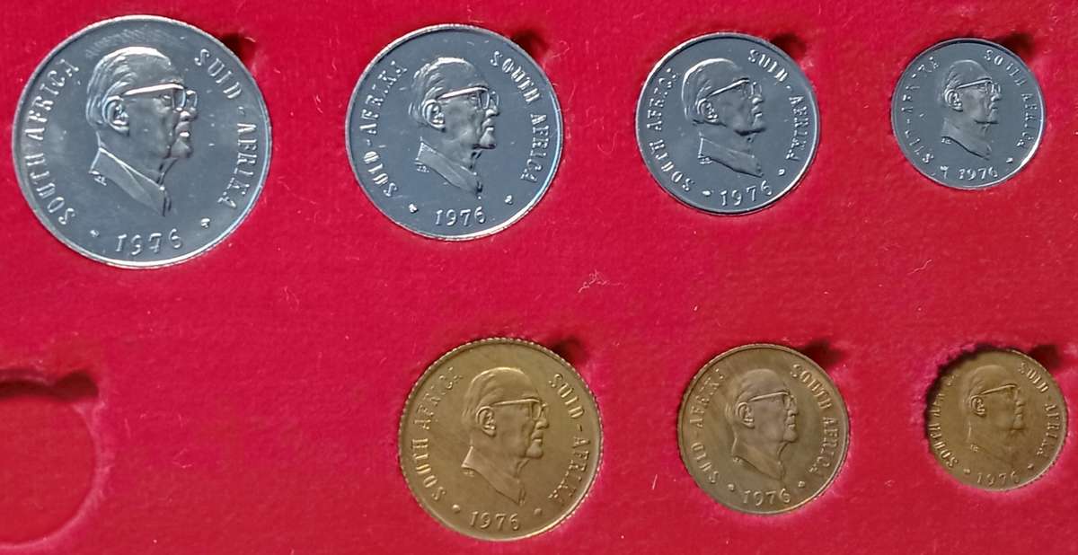 1976 Partial proof set in red box (50c-1/2c) `Pres.Fouche`