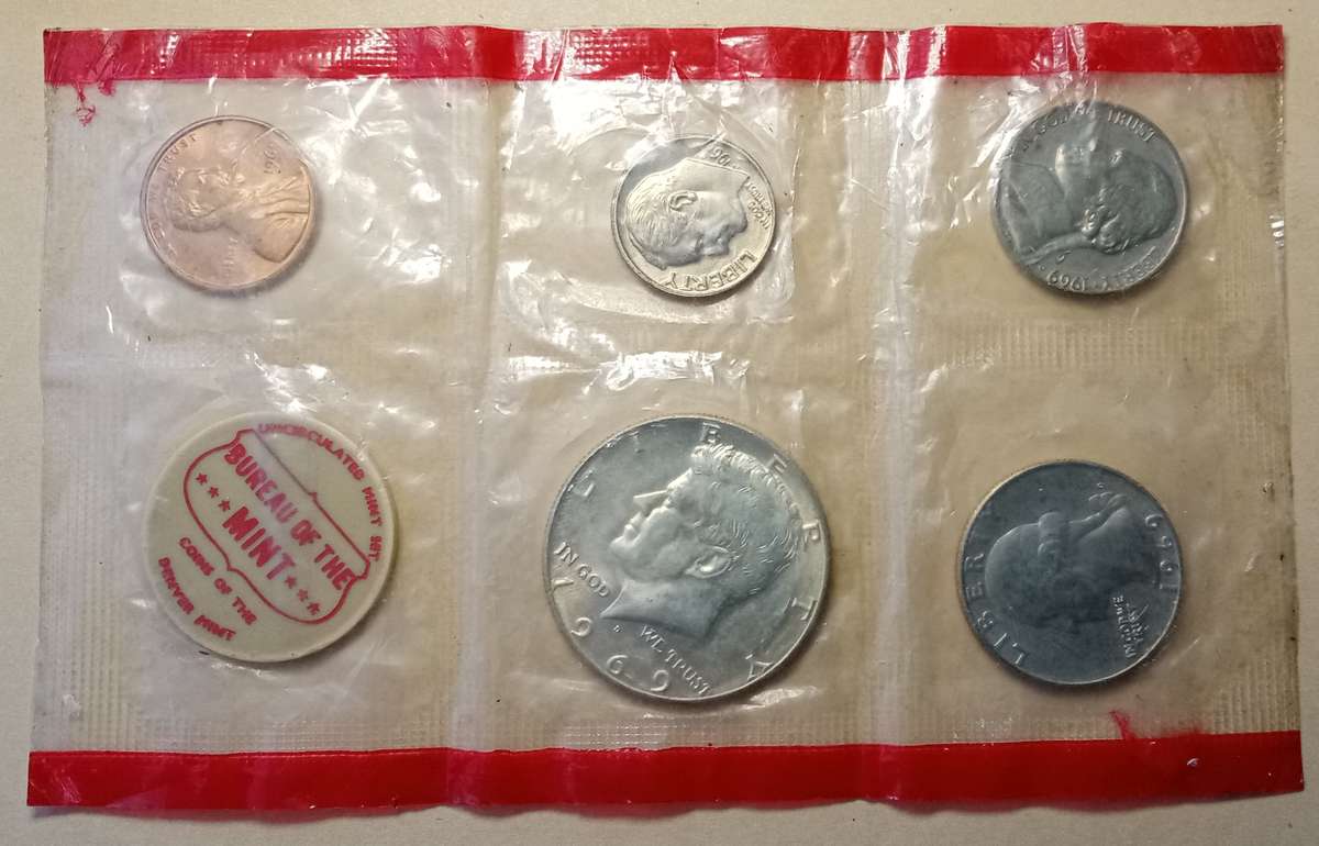 1969 D USA uncirculated mint set incl.silver Kennedy 1/2 dollar
