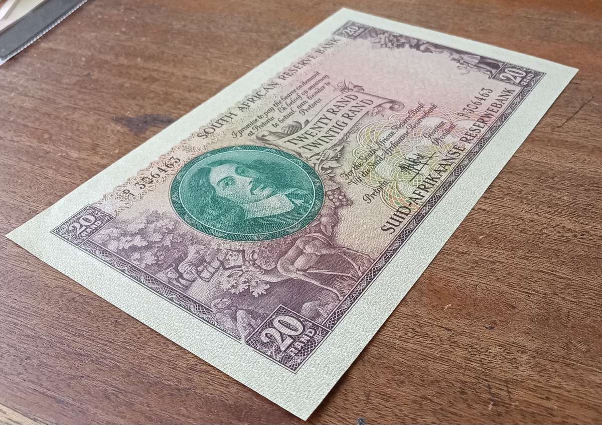 Nice 1961 M.H de Kock R20 note in crisp XF+