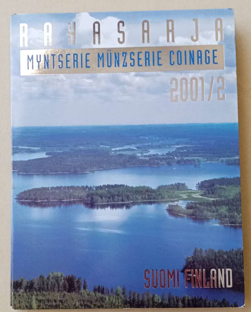 2001/2 Finland last year of the Markka uncirculated coin set plus token