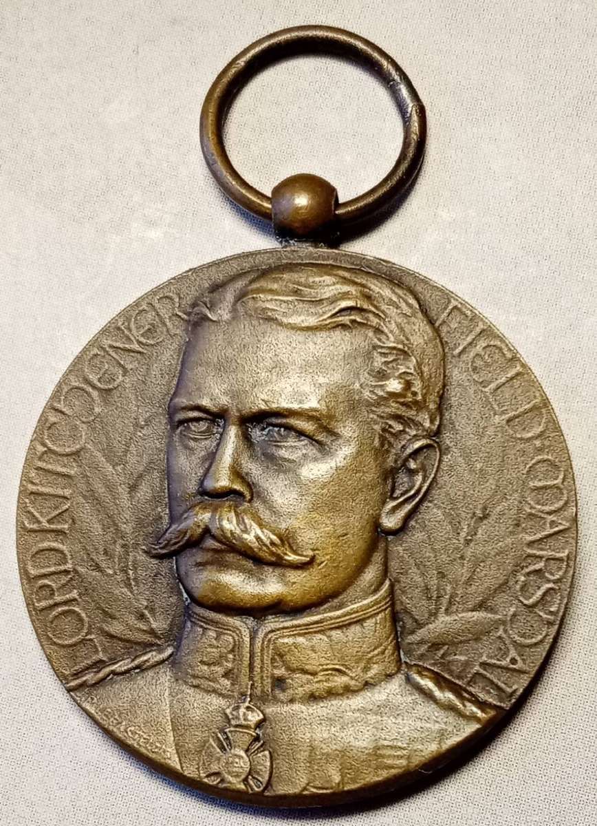 1916-1918 Lord Kitchener Field Marshall bronze medal by JP Legastelois