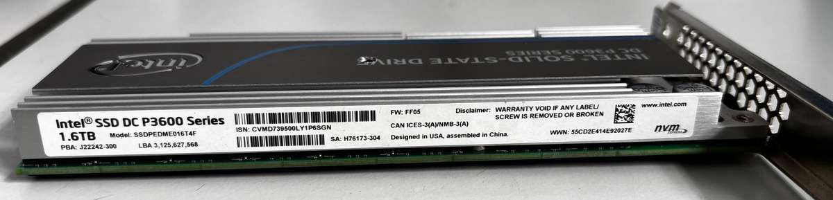 1.6 TB - INTEL Solid State Drive - DC P3600 Series