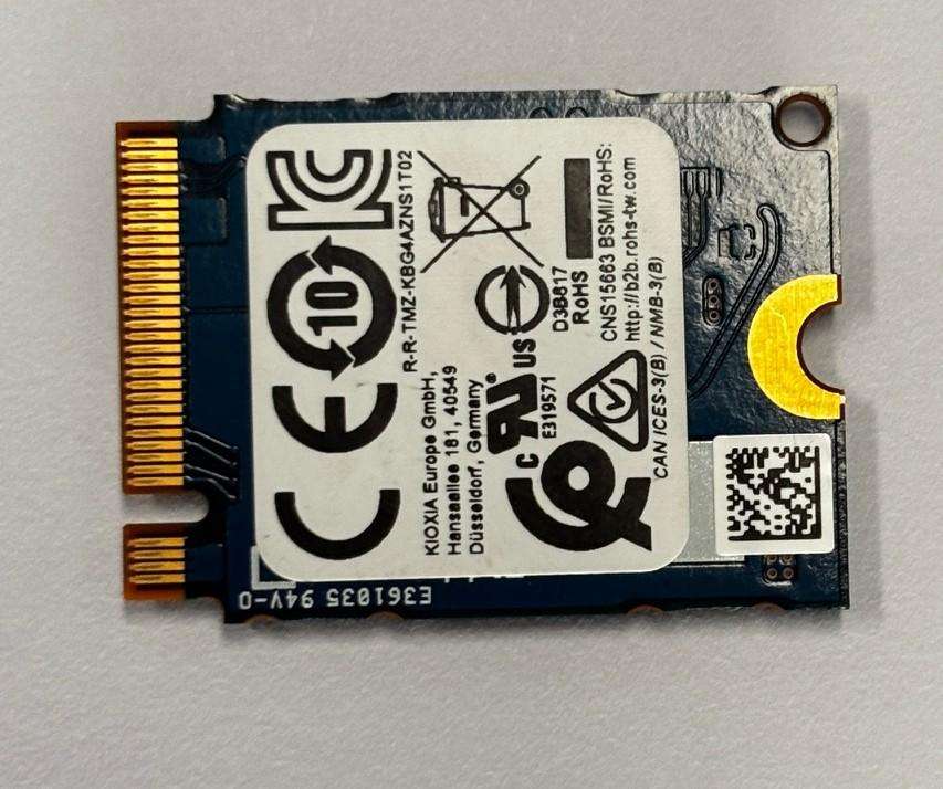 SSD - 256GB KIOXIA