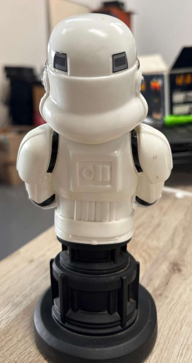 Star Wars - Storm Trooper controller holder
