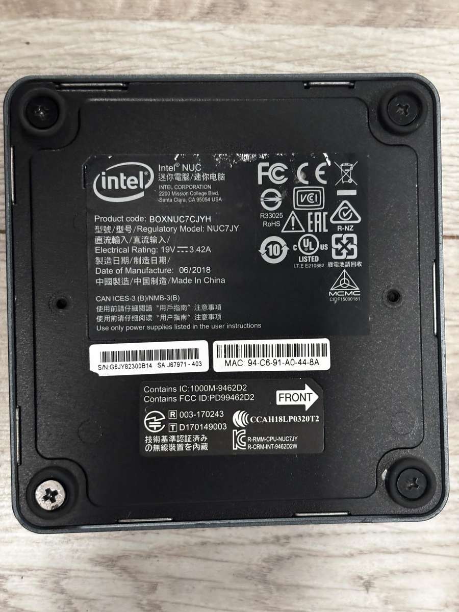Intel NUC mini PC