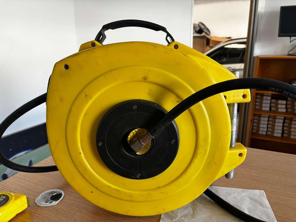 Air Screw Driver and Hose Reel