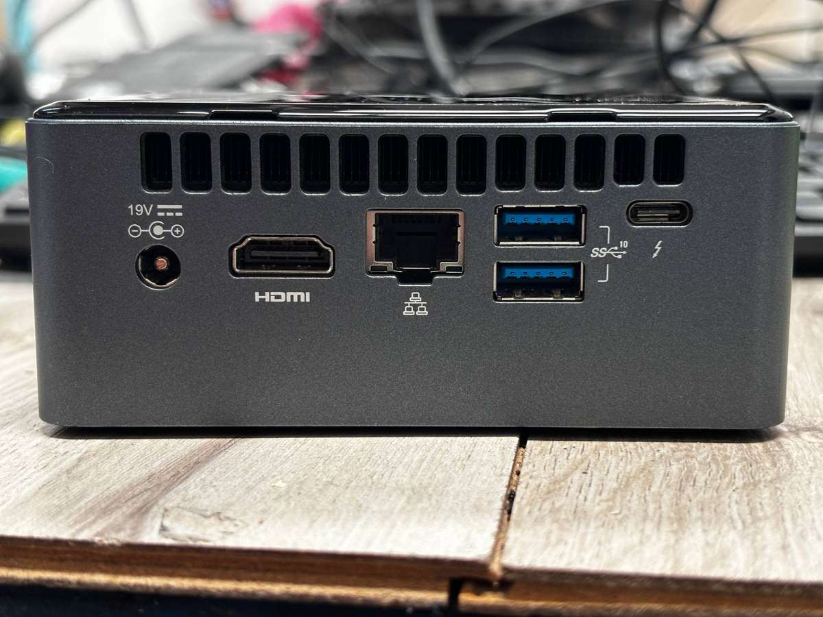 Intel NUC mini PC i3 8th Gen