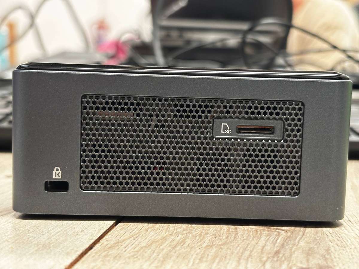 Intel NUC mini PC i3 8th Gen