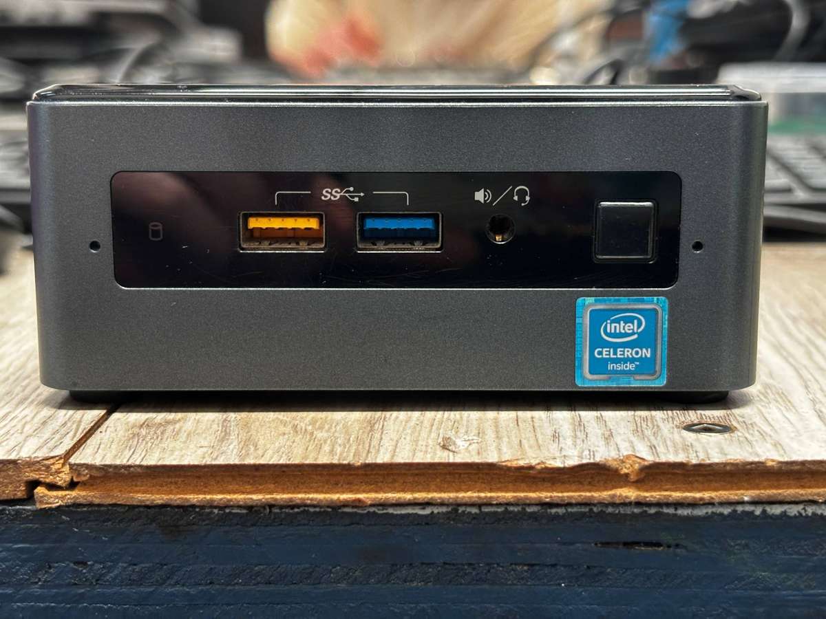 Intel NUC mini PC Celeron
