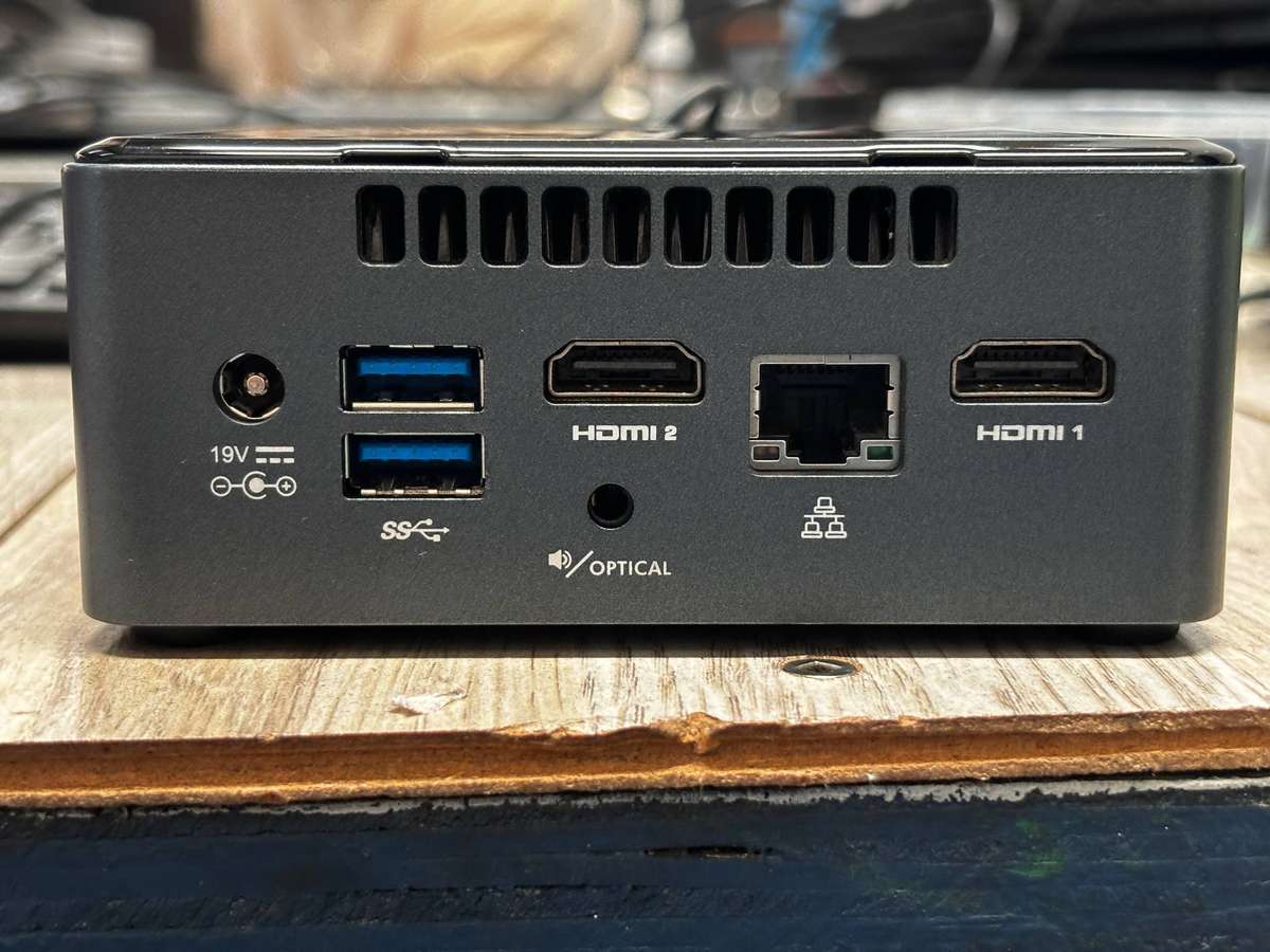 Intel NUC mini PC Celeron