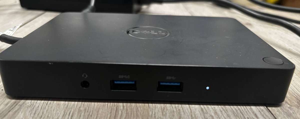 Dell laptop docking station