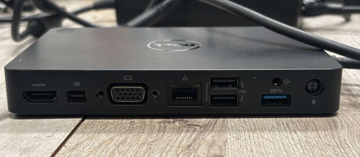Dell laptop docking station