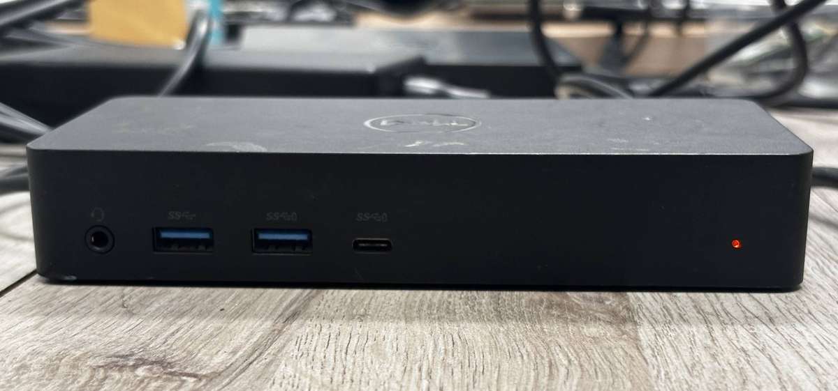 Dell laptop docking station