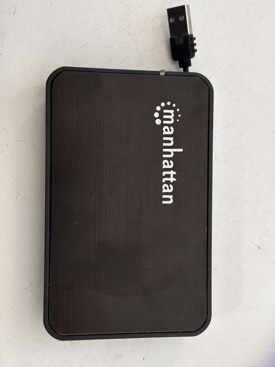 External hard drive enclosure - 256GB SSD Included