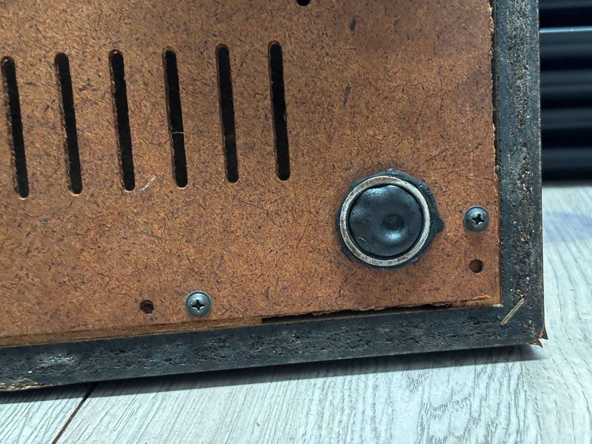 Turntable - Belt driven Sansui