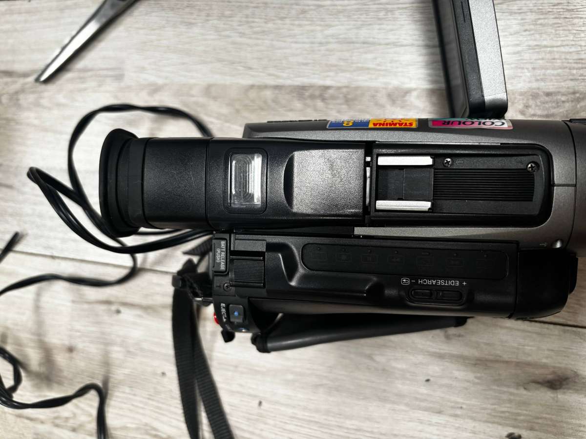 Video Camera - Sony - Needs repairs