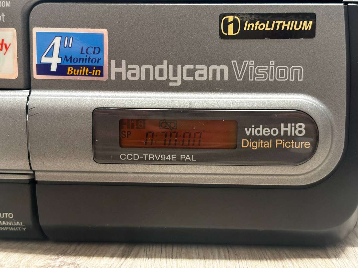 Video Camera - Sony - Needs repairs