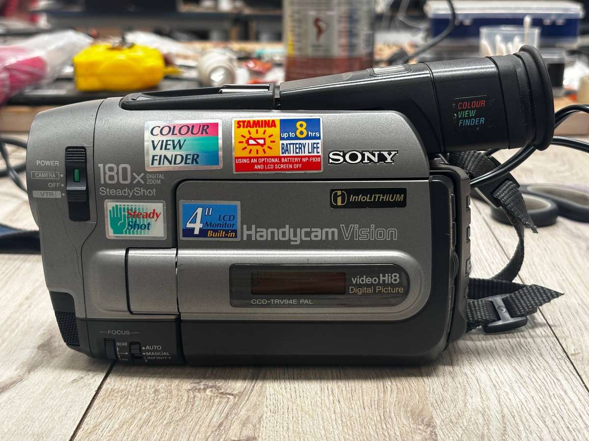 Video Camera - Sony - Needs repairs