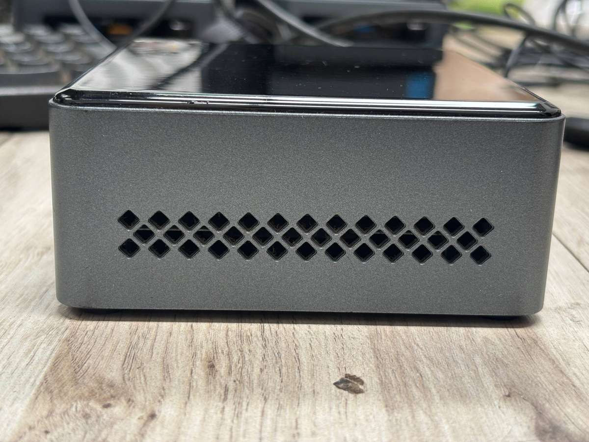 Mini PC - Intel NUC Celeron Mini PC