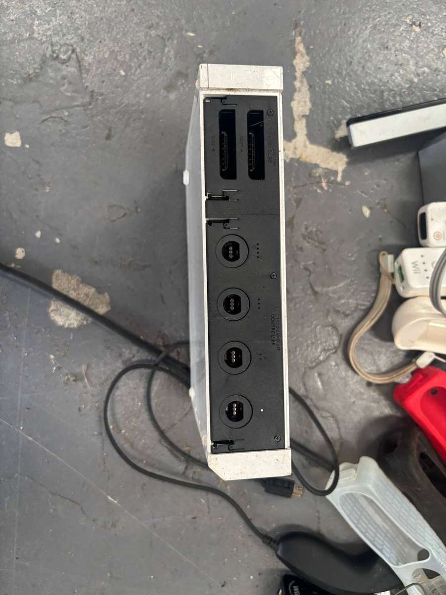 Nintendo Wii mixed items