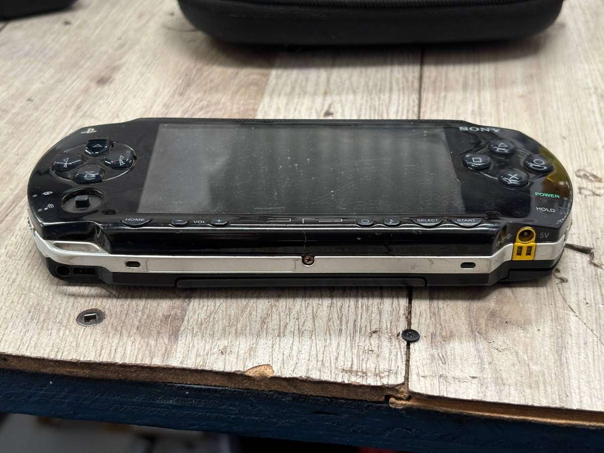 Sony PSP - NOT COMING ON