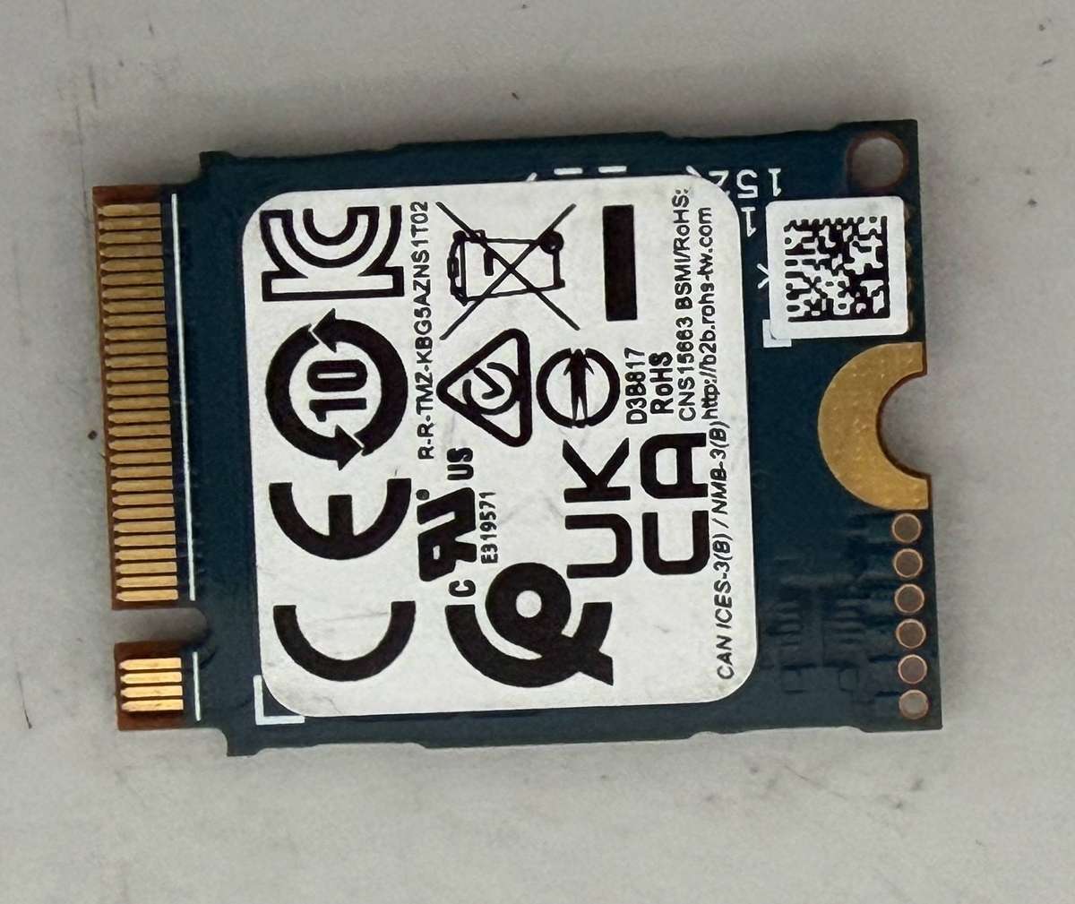 NVMe - 512GB KIOXIA