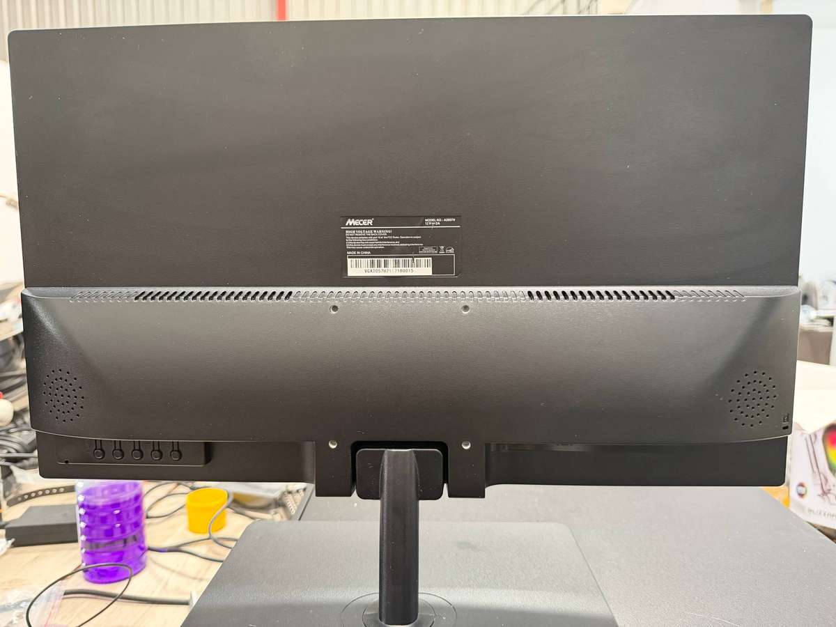 MECER 19.5" TFT LED Monitor (2)