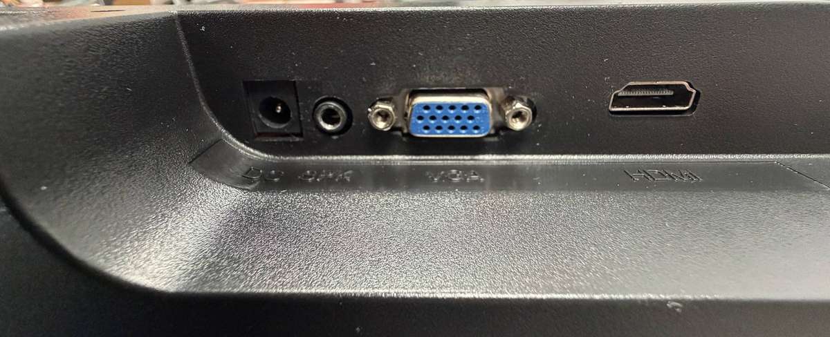 MECER 19.5" TFT LED Monitor (3)