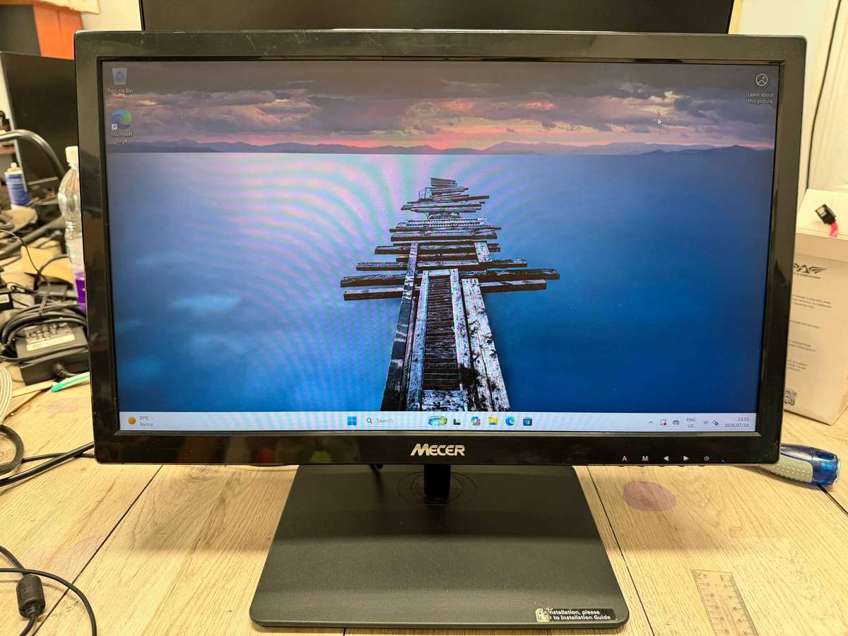MECER 19.5" TFT LED Monitor