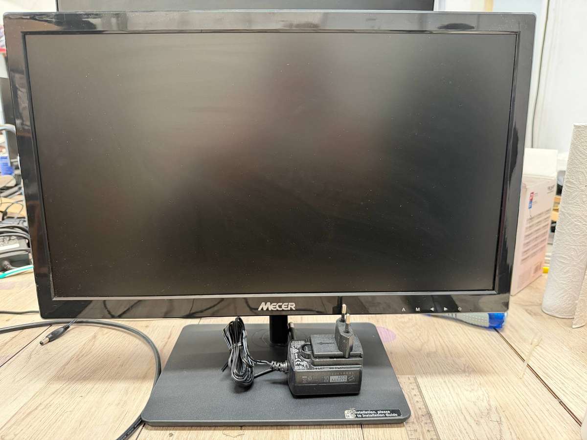 MECER 19.5" TFT LED Monitor