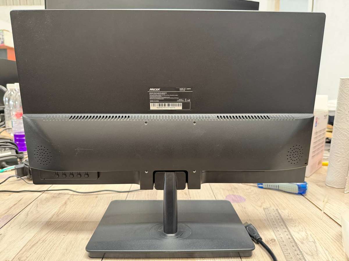 MECER 19.5" TFT LED Monitor