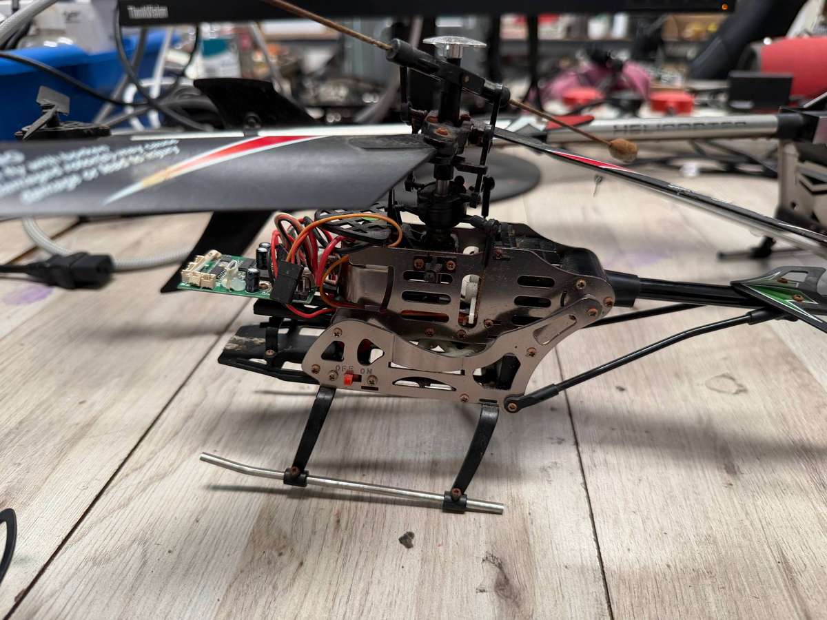 RC Helicopter - UNTESTED