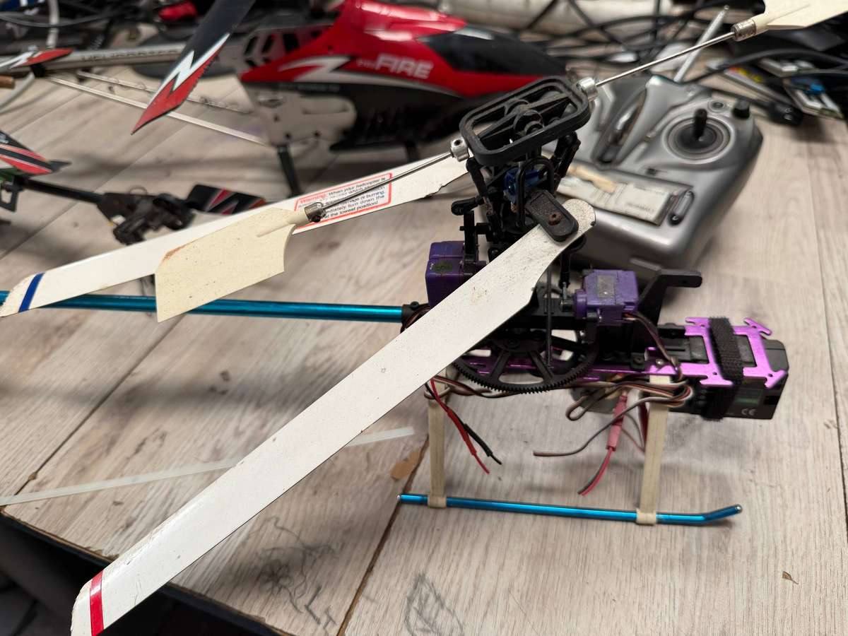 RC Helicopter - UNTESTED