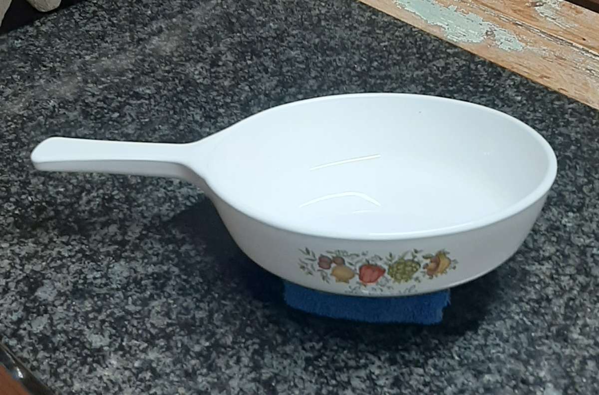 Corningware Pyrex pan P-83-B U.S.A vintage