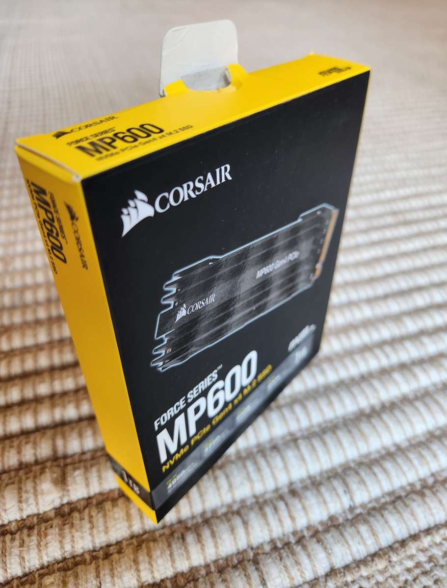 Desktop PC, Ryzen 7 5800X, 64GB, RX 6900 XT GPU, Dell 32" 165Hz FreeSync 2 Monitor