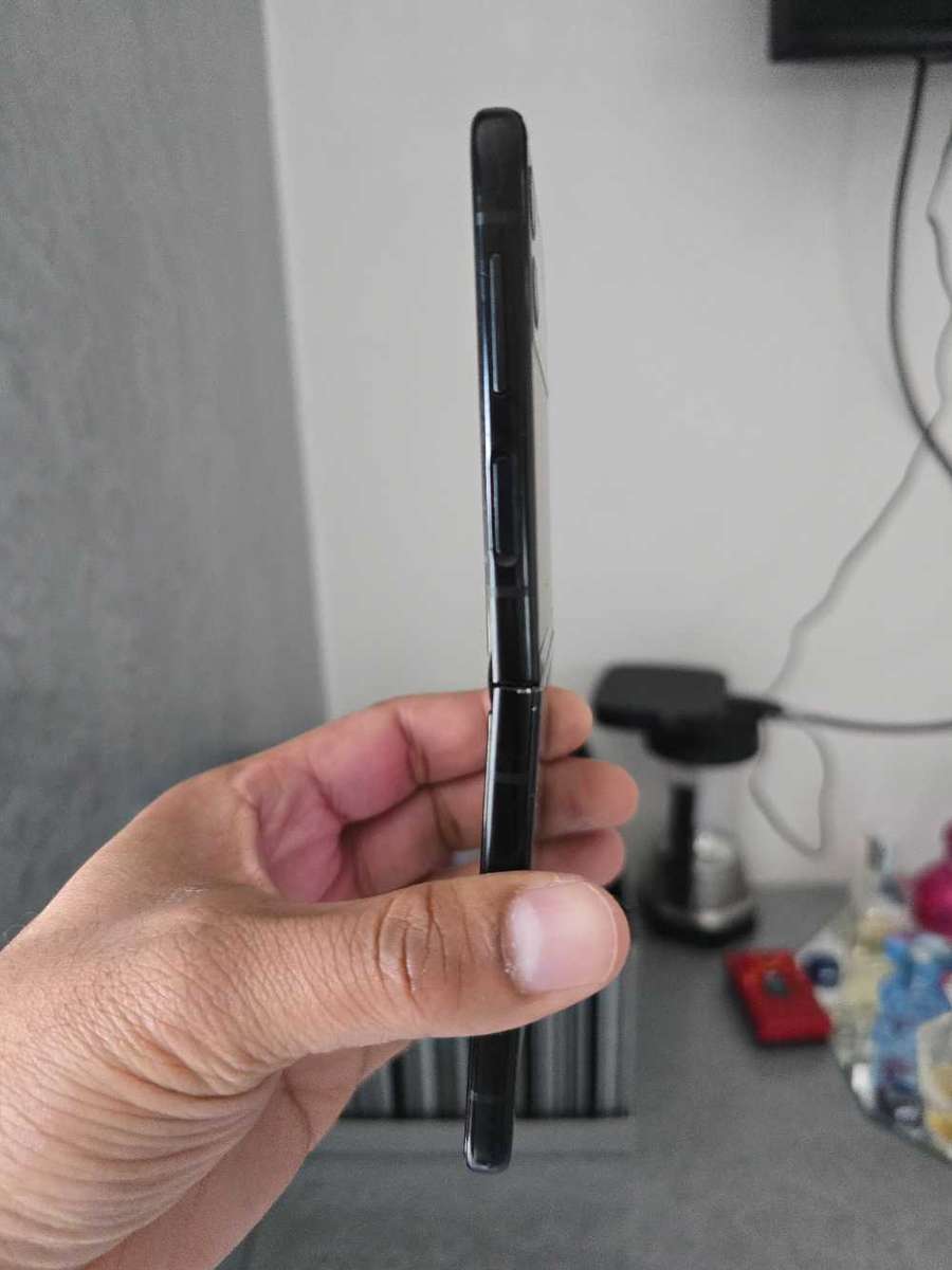 Samsung Galaxy Z Flip 3