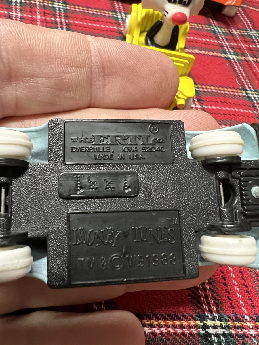 1988 ERTL Looney Tunes Model (6No)