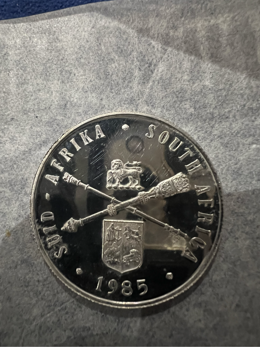 1985 Proof Silver Parliament R1 coin