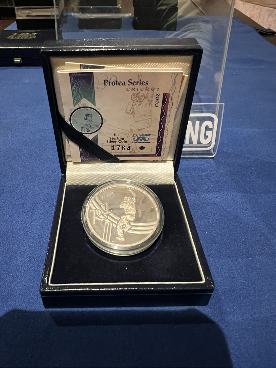 2003 R1 Proof 15gram Sterling Silver Protea Series Cricket coin