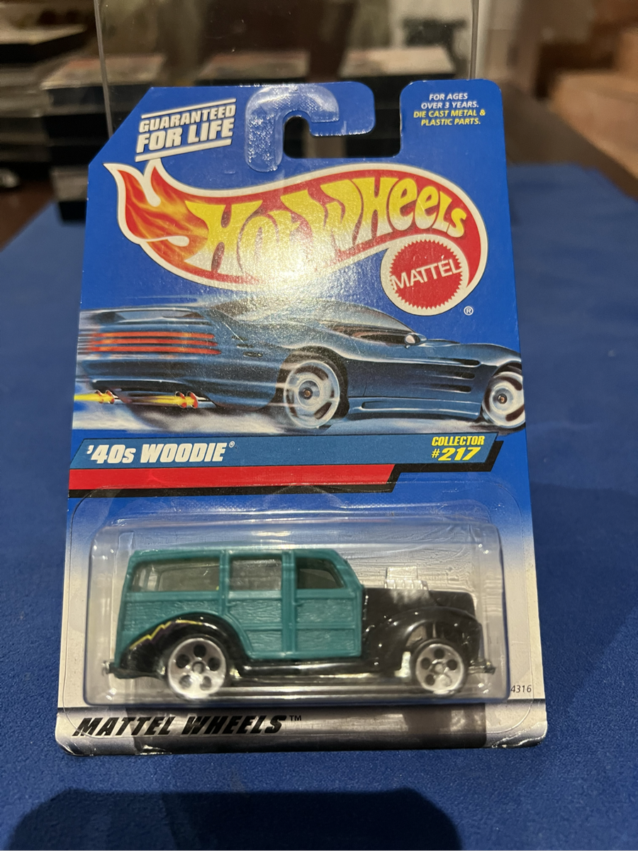 Hot wheels Red Lines 2004 Lot