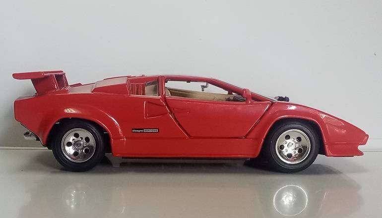 1/24 Lamborghini Countach, 1988
