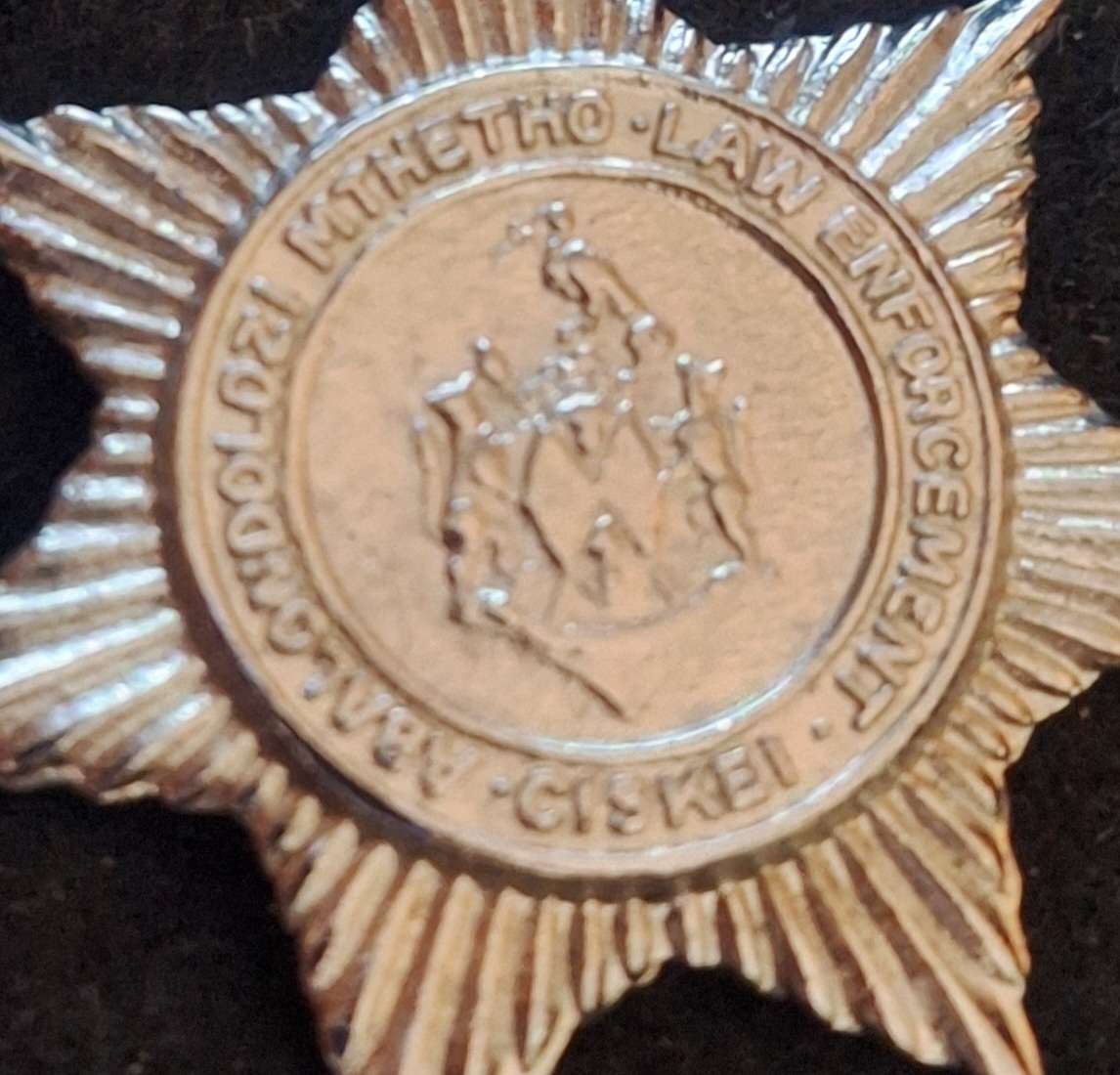 CISKEI POLICE COLLAR BADGES (2 X VARIANTS) - PINS INTACT