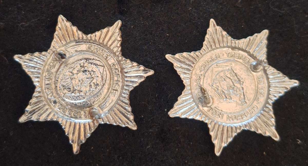 CISKEI POLICE COLLAR BADGES (2 X VARIANTS) - PINS INTACT