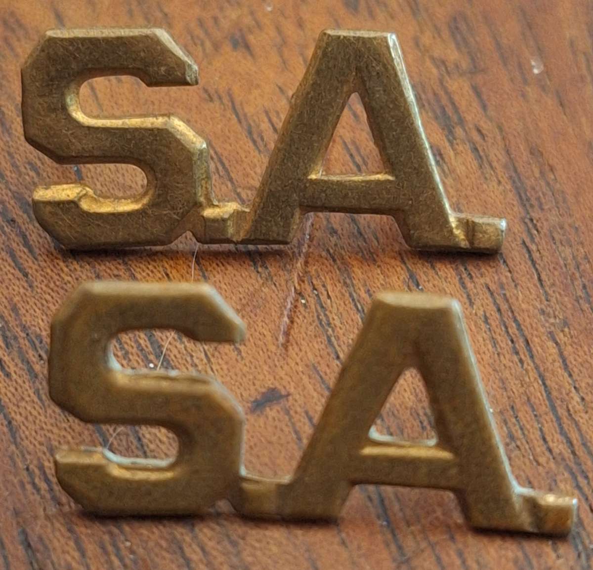SADF - SA TITLE BADGES PAIR - PINS INTACT
