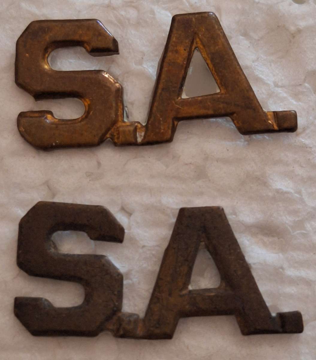 SADF - SA TITLE BADGES PAIR - PINS INTACT