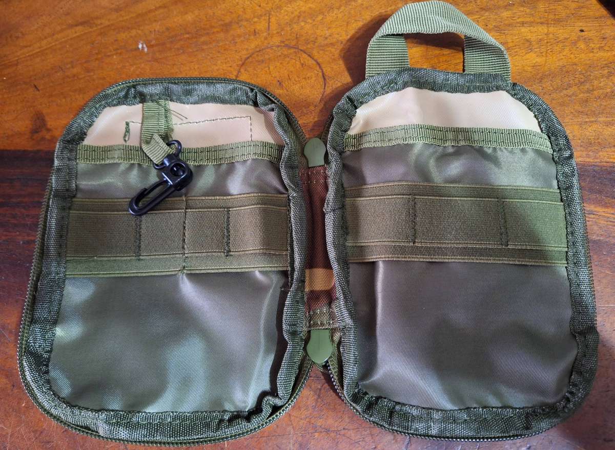 SMALL CAMO CANVAS POUCH - 16 CM X 12 CM X 2 CM