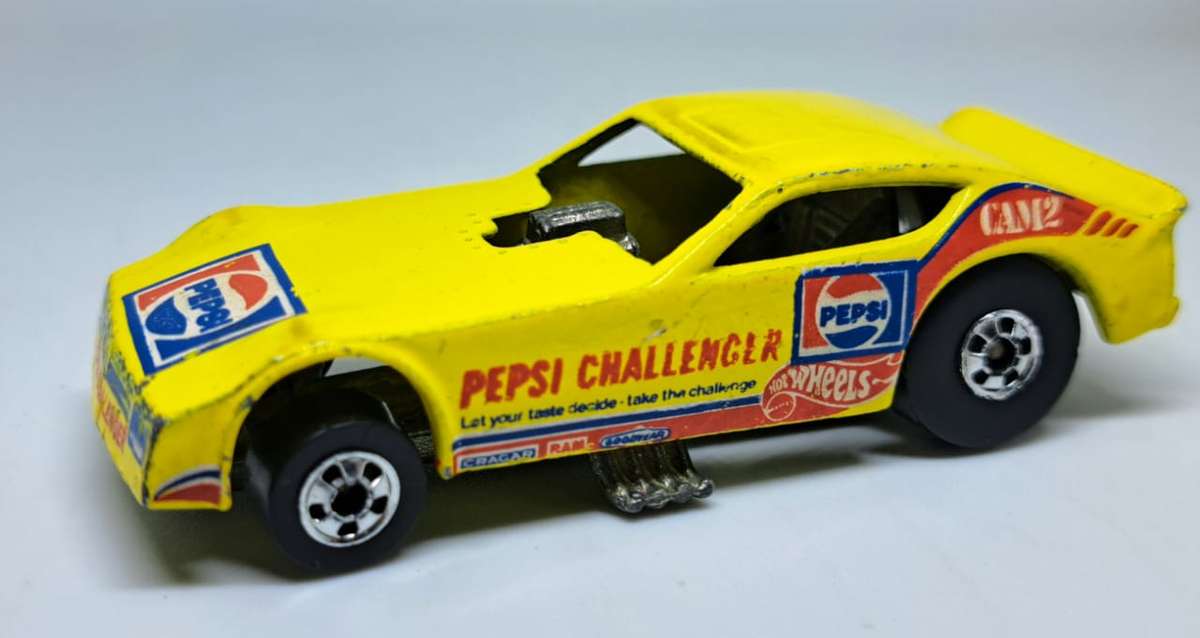 Hot Wheels / Hotwheels - 1977 Pepsi Challenger - Mattel Die Cast 1:64