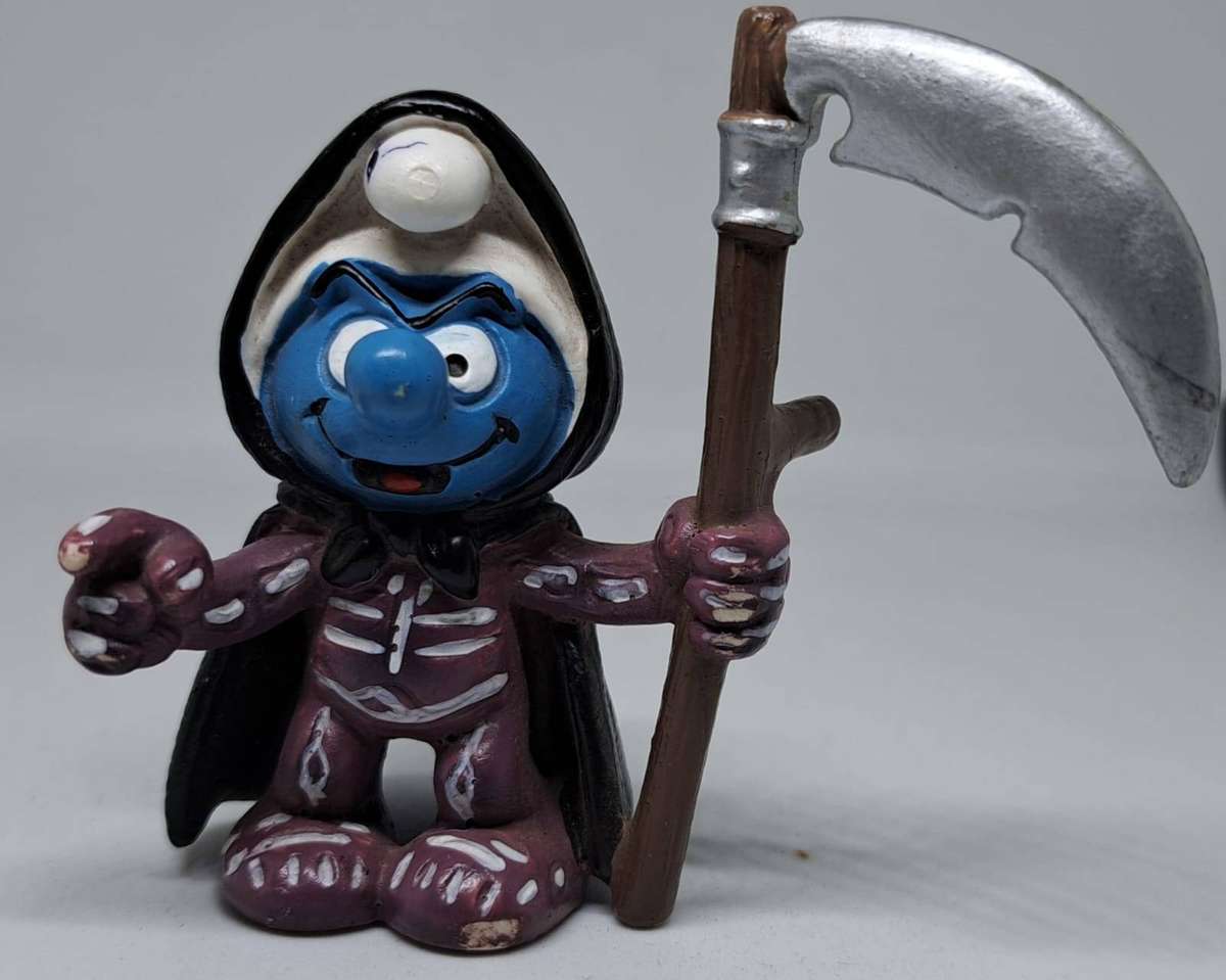Super Rare Vintage Peyo Schleich Germany - The Smurf Reaper!