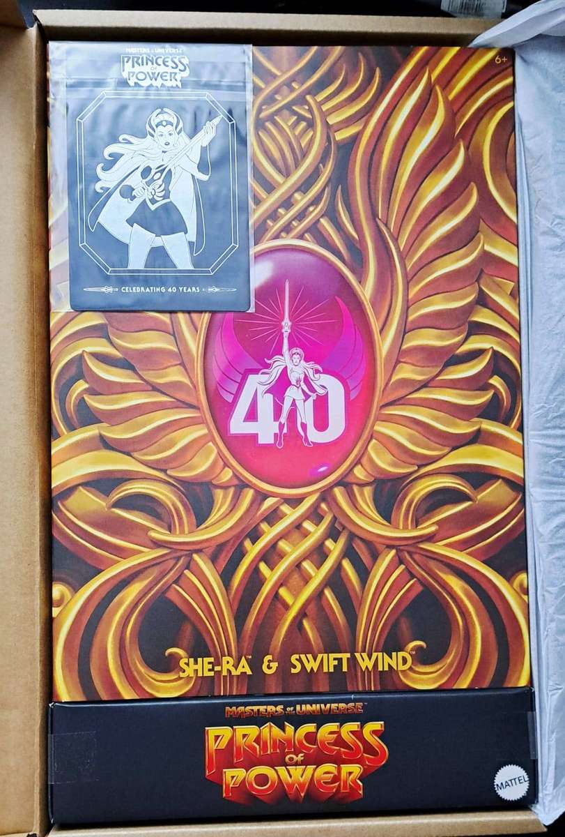 Mattel Creations Exclusive 40th - MOTU - Masters Of The Universe - She-Ra and Swift Wind