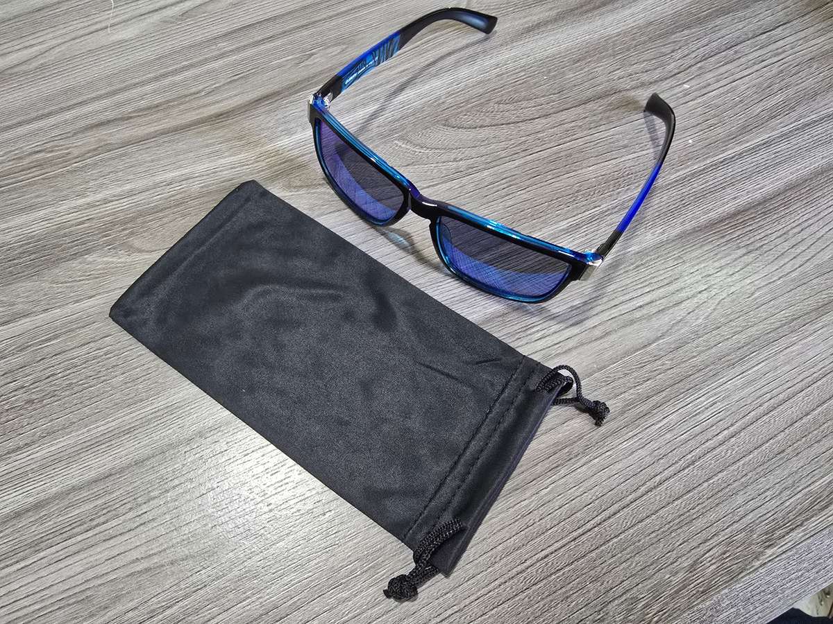 Dubery High Quality Polarized Sunglasses Classic Blue